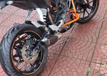 Ktm duke 125