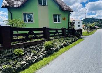 Bez pośredników dom w górach w Beskidzie Żywieckim fotowoltaika pompa