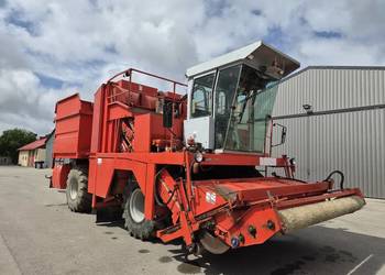 Kombajn do zbioru fasoli szparagowej FMC BH7100
