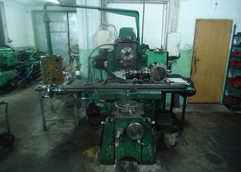 Frezarka uniwersalna FWA-32
