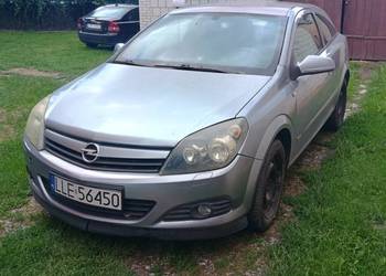 Opel Astra GTC 1.6 Benzyna 2005 Rok