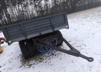 Przyczepa D83 przyczepa do bel do zboża