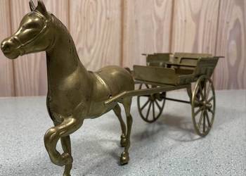 Mosiężny koń z wozem figura Antyk