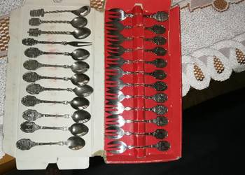 Komplet ozdobnych 24 szt łyżeczek i widelec