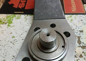 Dźwignia dolna lewa C385