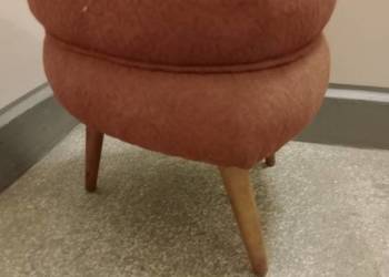 Taboret typu patyczak  z okresu PRL