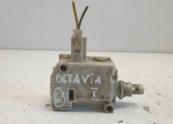 Skoda Octavia I SIŁOWNIK KLAPKI WLEWU PALIWA
