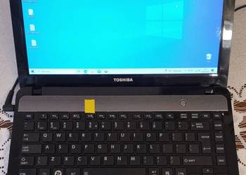 Laptop Toshiba, i3, SSD 64 GB; 13,3" cali; 4 GB,