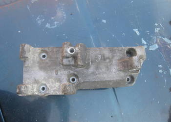 Łapa stojan mocowanie podstawa alternatora Volvo 850 s70 v70 v70xc c70