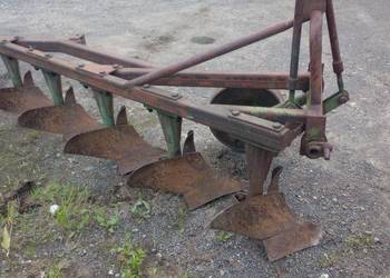 Pług 5 skibowy podorywkowy