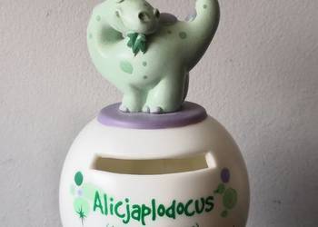 Skarbonka z imieniem dinozaur