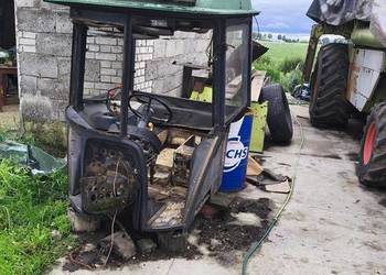 Sprzedam kabinę John Deere