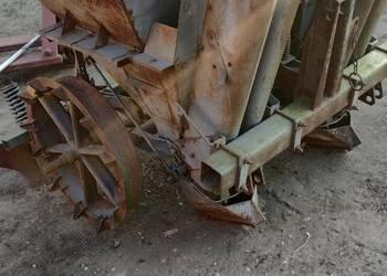 Sadzarka do ziemniaków s211