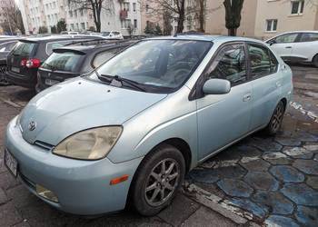 Toyota lub inny. 05-090 Dawidy. Sprzedam prąd 230V AC do 15kWh zmocą do4kW