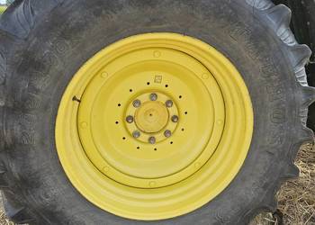 Opona 20.8 r38 520 85 r 38  65% bieżnika
