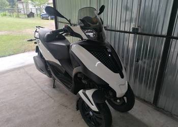 Piaggio mp3 yourban  /300Prawo jazdy. B