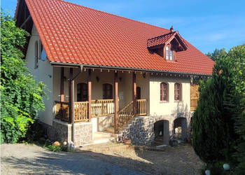 Piekny dom 230m2 z duza dzialka 56 ar i ogrodem