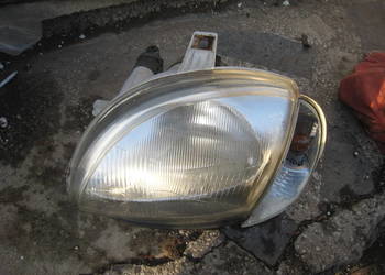 Lampa przednia lewa reflektor lewy Fiat Seicento 600 biały kierunek