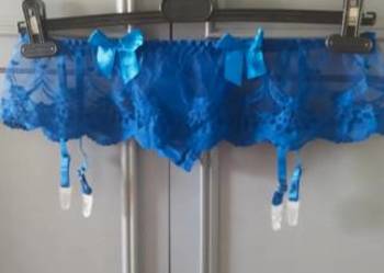 Zmysłowe nowe majtkopaski do pończoch LM 44-48.