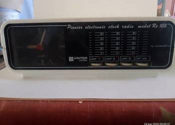 Radio budzik Unitra Diora Pionier RE 105