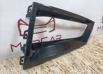 SKODA FABIA IV ATRAPA RAMKA KRATKA HALOGENU ZDERZAK PRAWY PRZÓD 6VA807682