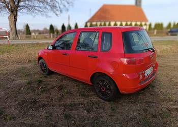 mazda 2 , 1,25 benzyna, 2004r, sprawna