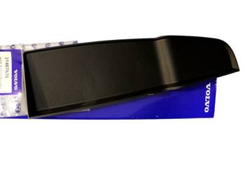 VOLVO XC60 II przednia prawa wykladzina boczka drzwi 314676…