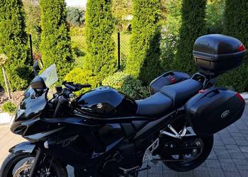 Sprzedam motocykl sportowo-turystyczny