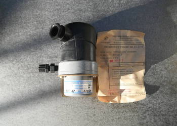 Sygnalizator graniczny B271  220V 5A zakres 20-100 kPa Nowe