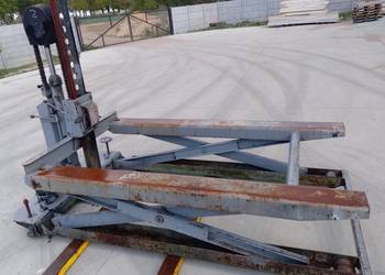 PODNOŚNIK NOŻYCOWY HYDRAULICZNY DDR 2 tony