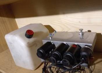 Agregat hydrauliczny 53414 silnik 12V pompa winda Zepro