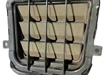 Kratka wentylacyjna nadwozia Audi A4 B8 Q5 8R wylot powietrza 8K081918