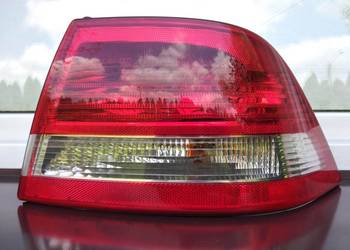 Saab 9-3 II sedan przedlift lampa tył tylna prawa w błotnik wkład oprawka