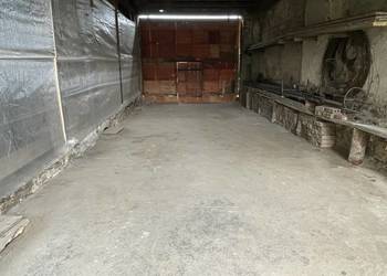 Garaż 28 m2, miejsce parkingowe 28 m2 zadaszone, magazyn, zabudowana wiata