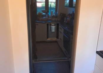 Syndyk sprzeda Lodówkę Samsung