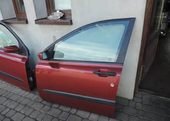 DRZWI LEWY PRZÓD FIAT STILO 5D HB KOLOR 132F