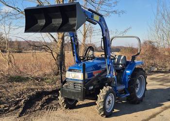 Traktorek ISEKI TG273F 27KM 4×4 Wspomaganie Kierownicy, Ładowacz FL-300