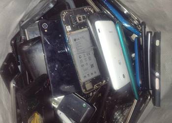 Pakiet starych telefonów