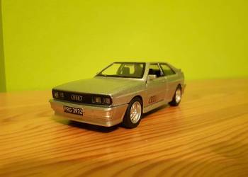 Audi Quattro B2 (1980), 1:34, czarne tablice