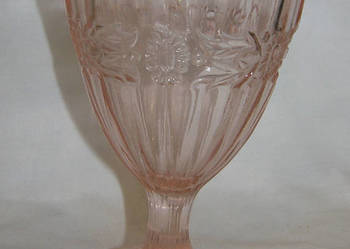 kielich vintage depresyjne szkło pink_Ald