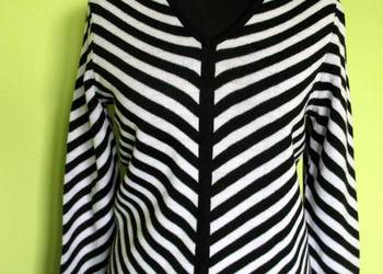 Bluzka - sweter w serek - 38 M - biust 96 cm Nowy