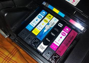 Urządzenie wielofunkcyjne Epson Stylus Photo PX820FWD WiFi 1 tusz jest pust