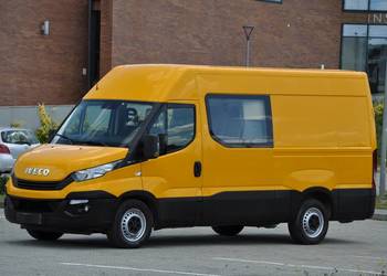 Iveco Daily 35s140 2.3 140KM Klima 7-osobowy Brygadówka na haku 3.5T