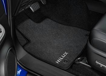 TOYOTA Hilux Oryginalne dywaniki welurowe komplet PW210-0K006 OE