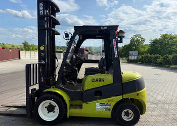 wózek widłowy diesel CLARK C30D Yanmar 3000kg kabina 2014r 4170mtg