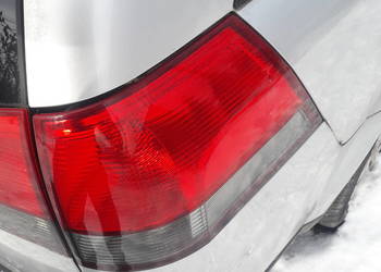 Lampa tylna pasażera Opel Vectra C 2005r Kombi