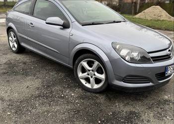 Opel astra GTC