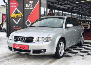 AUDI A4 3.0Benzyna V6 ! QUATRO ! Niski Przebieg !