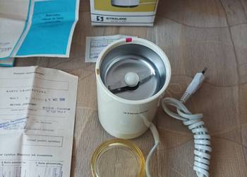Elektryczny udarowy młynek do kawy Straume z czasów PRL ( nowy)
