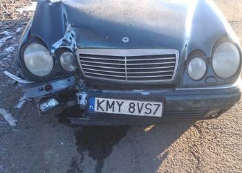 Mercedes w210 e290b w całości lub ns częsci brak silnika.skrzynia manual